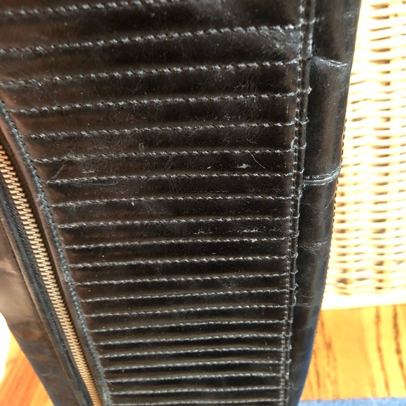 Franco Sarto Black Baguette bag w/ Silver Chain - Picture 6 of 7